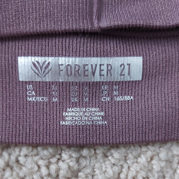 Forever 21 Mauve Strappy Sports Bra - Picture 4 of 6